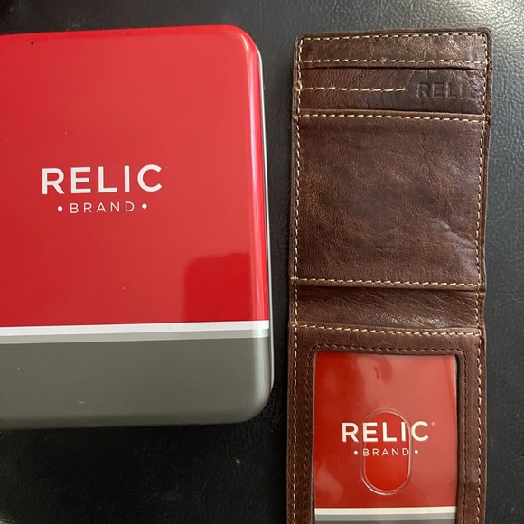 Relic Brown Leather Wallet - Picture 3 of 4